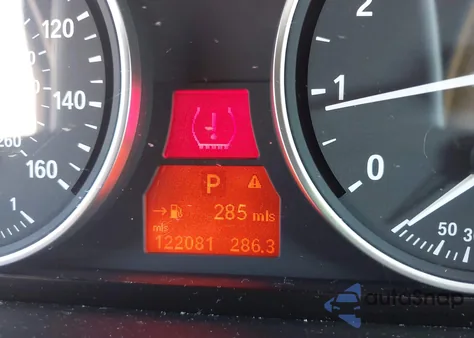 2010 BMW X5 xDrive30I z USA, uszkodzony, nr VIN 5UXFE4C50AL382734